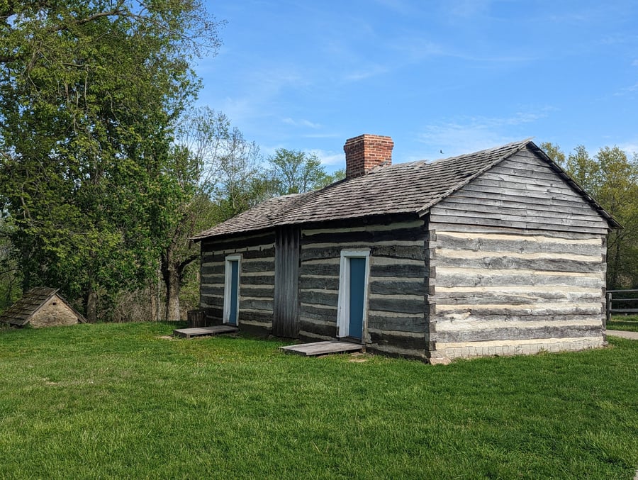 Lincoln Log Cabin State Historic Site IL