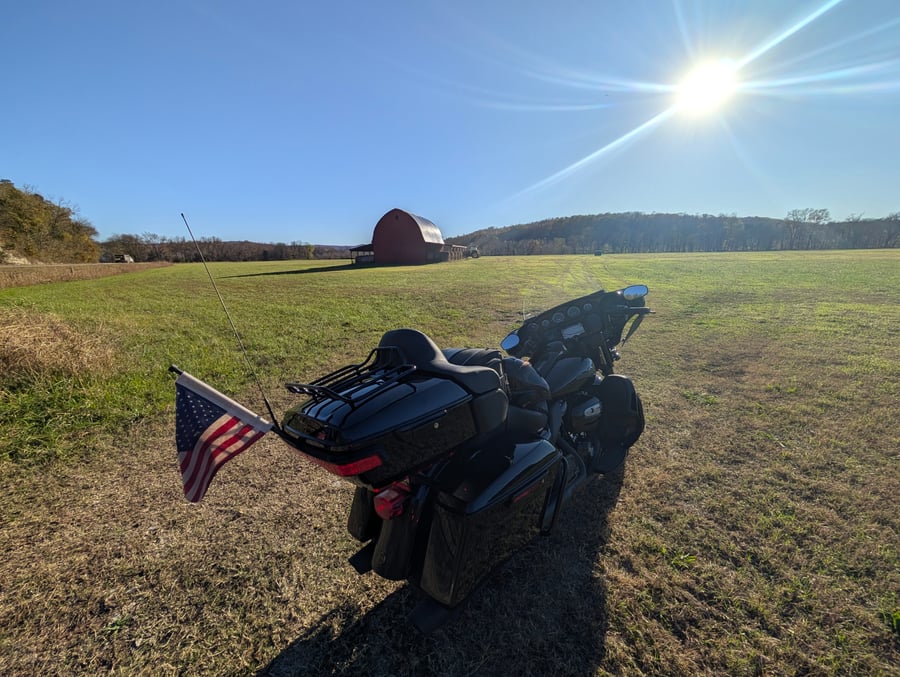 Mr. Barn AR