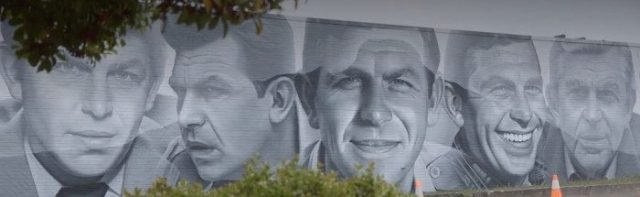{'en': 'Andy Griffith Mural NC'}