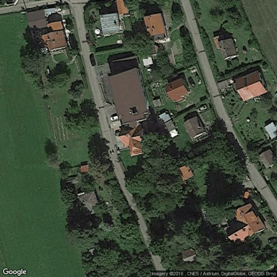 Hradišťko pod Medníkem, Rajhardov 75