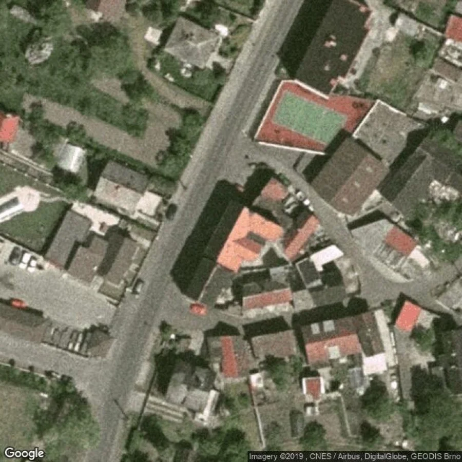 Lhotka nad Labem - obecní úřad