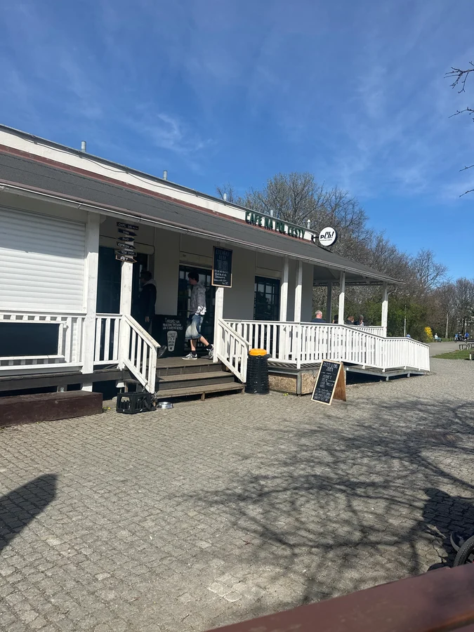 Cafe Na půl cesty