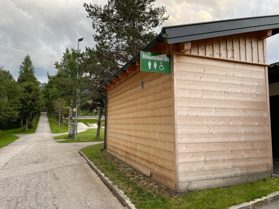 U sportoviště 