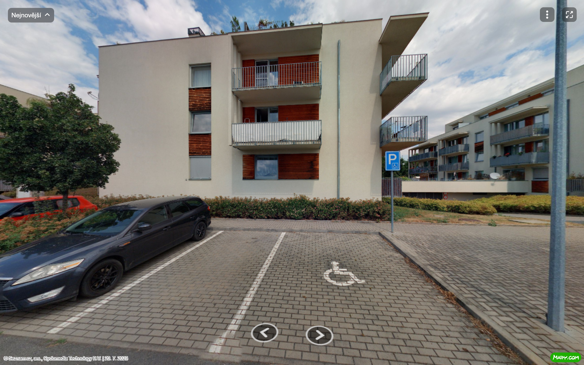 Parkoviště Rýnská ul., Praha-Čakovice