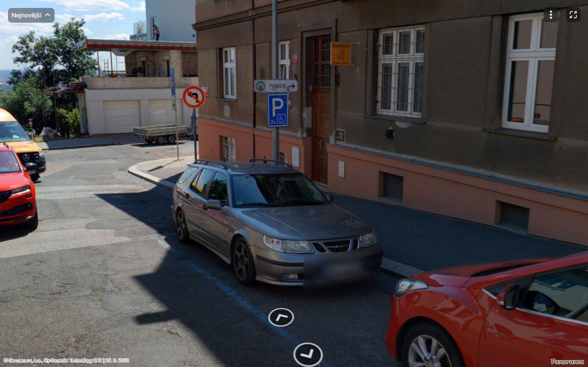 Parkoviště ul. Pod Vlachovkou, Praha 8