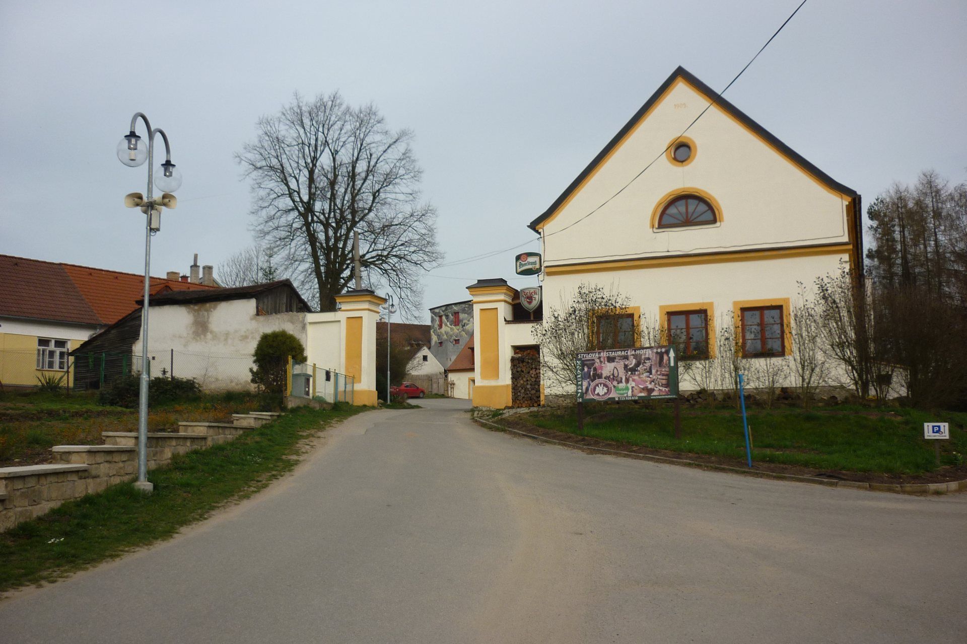 Restaurace Hospodářský dvůr, Bohuslavice