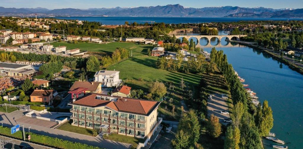 Hotel Rivus, Peschiera del Garda, Itálie