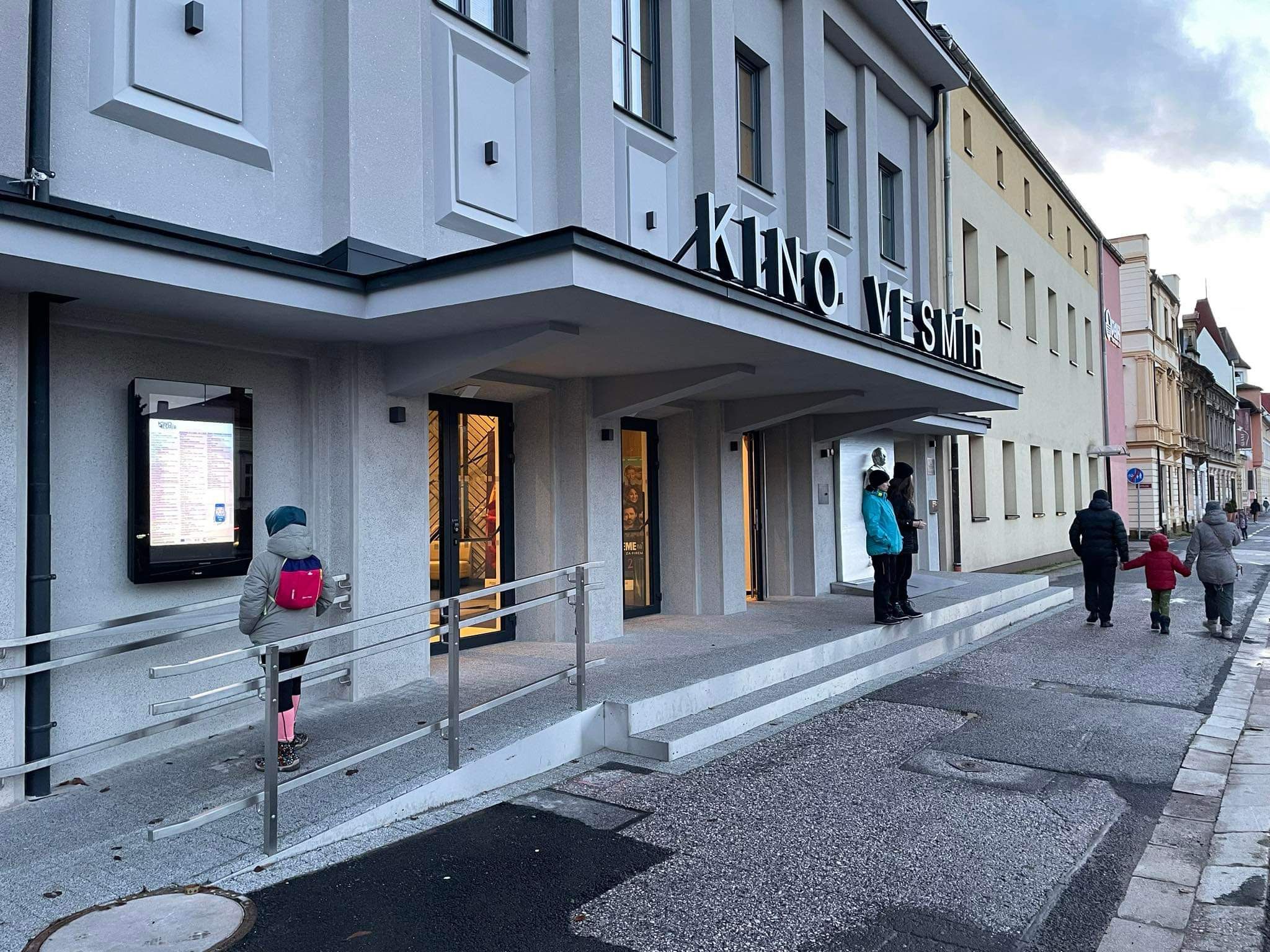 Kino Vesmír, Trutnov
