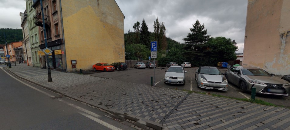 Parkoviště nám. Karla IV., Nejdek