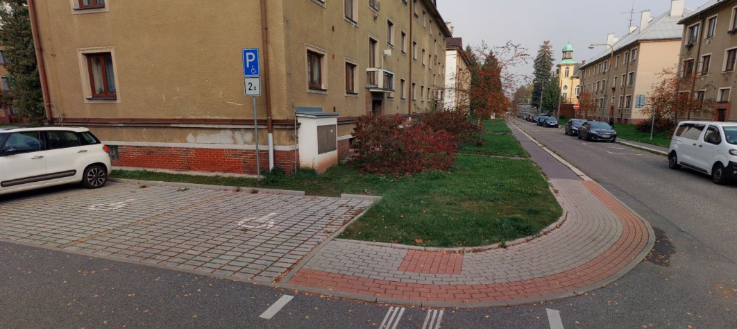 Parkoviště ul. Na Olešce, Semily - Podmoklice