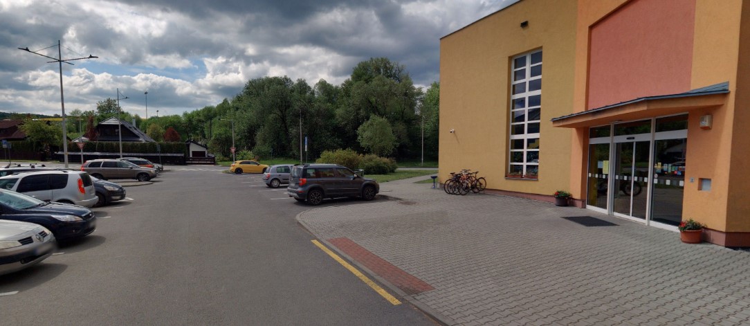 Parkoviště plavecký bazén ul. Kouty, Valašské Meziříčí
