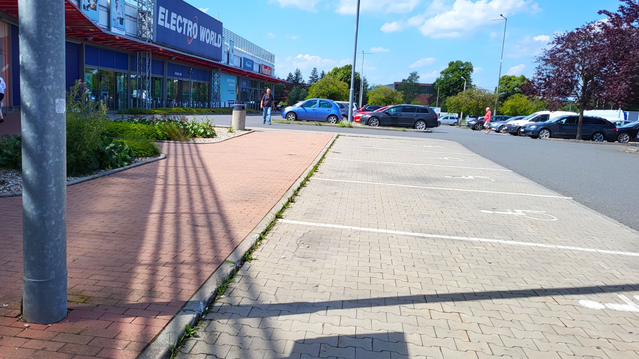 Parkoviště tř. 3. května, Zlín – Malenovice 