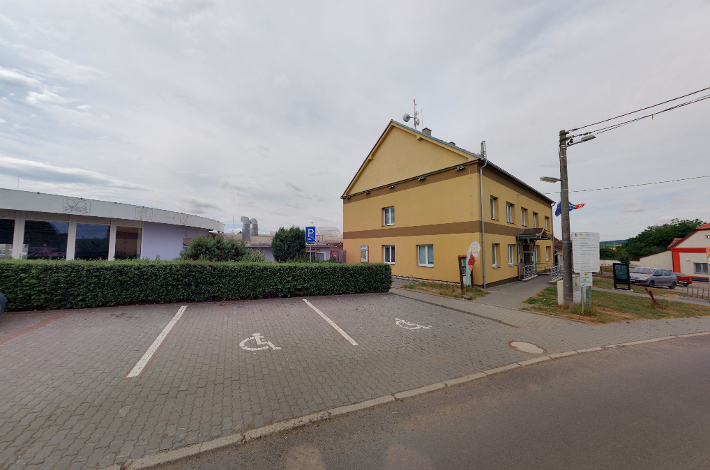 Parkoviště Nová Ves