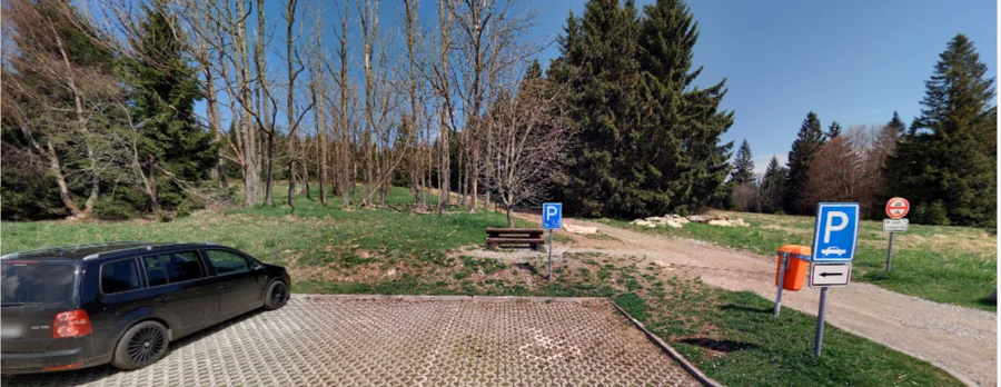 Parkoviště Přední Výtoň