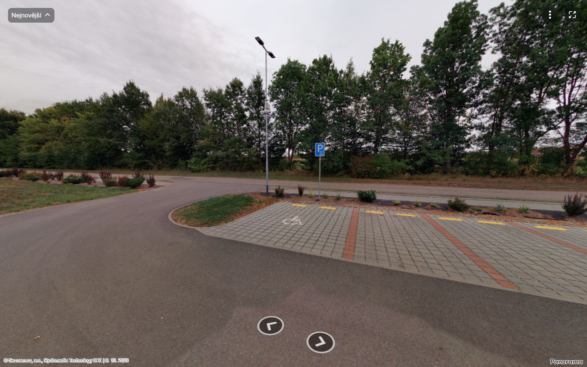 Parkoviště Půrinská cesta, Velké Bílovice 