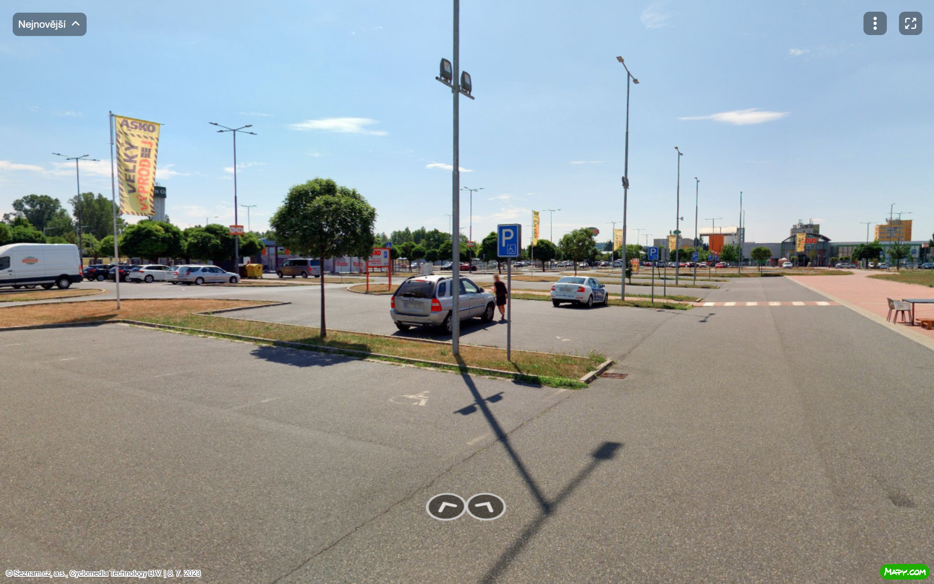 Parkoviště Kostelecká ul., Praha-Čakovice