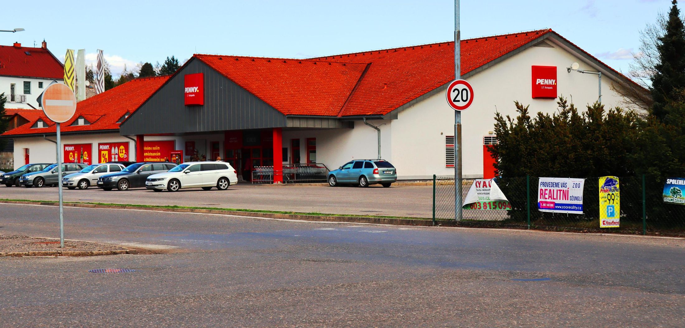 Parkoviště 17. listopadu, Dvůr Králové nad Labem