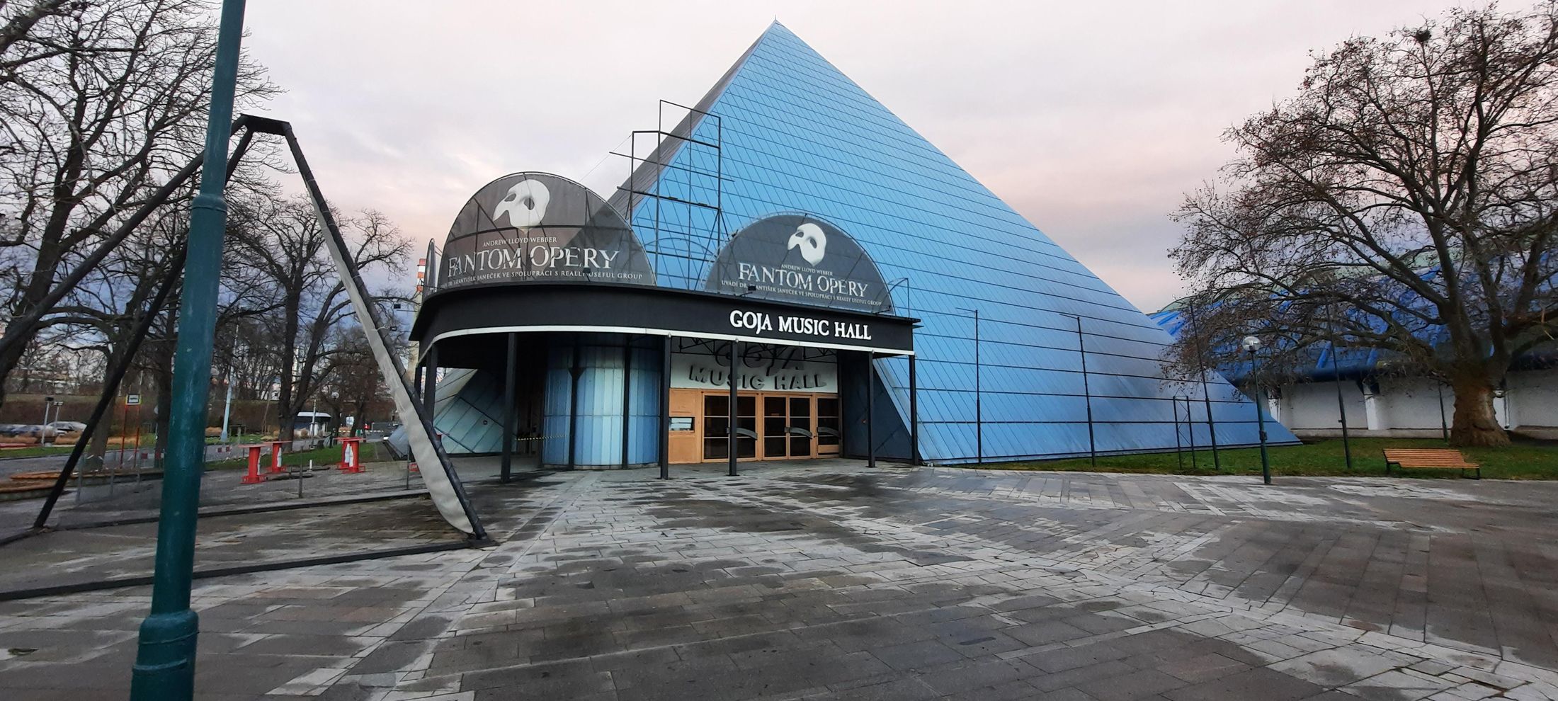 Divadlo GoJa Music Hall, Výstaviště, Praha 7