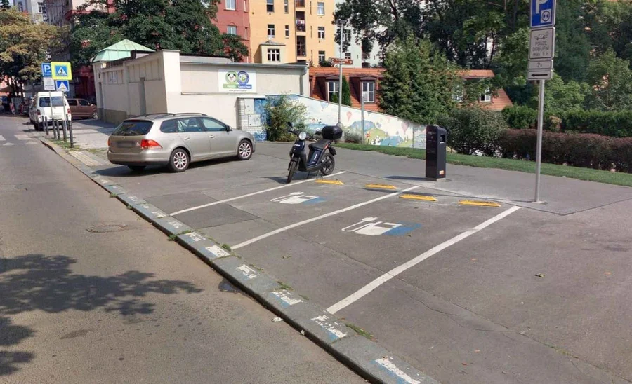 Nabíjecí stanice Fibichova ul., Praha 3 – Žižkov