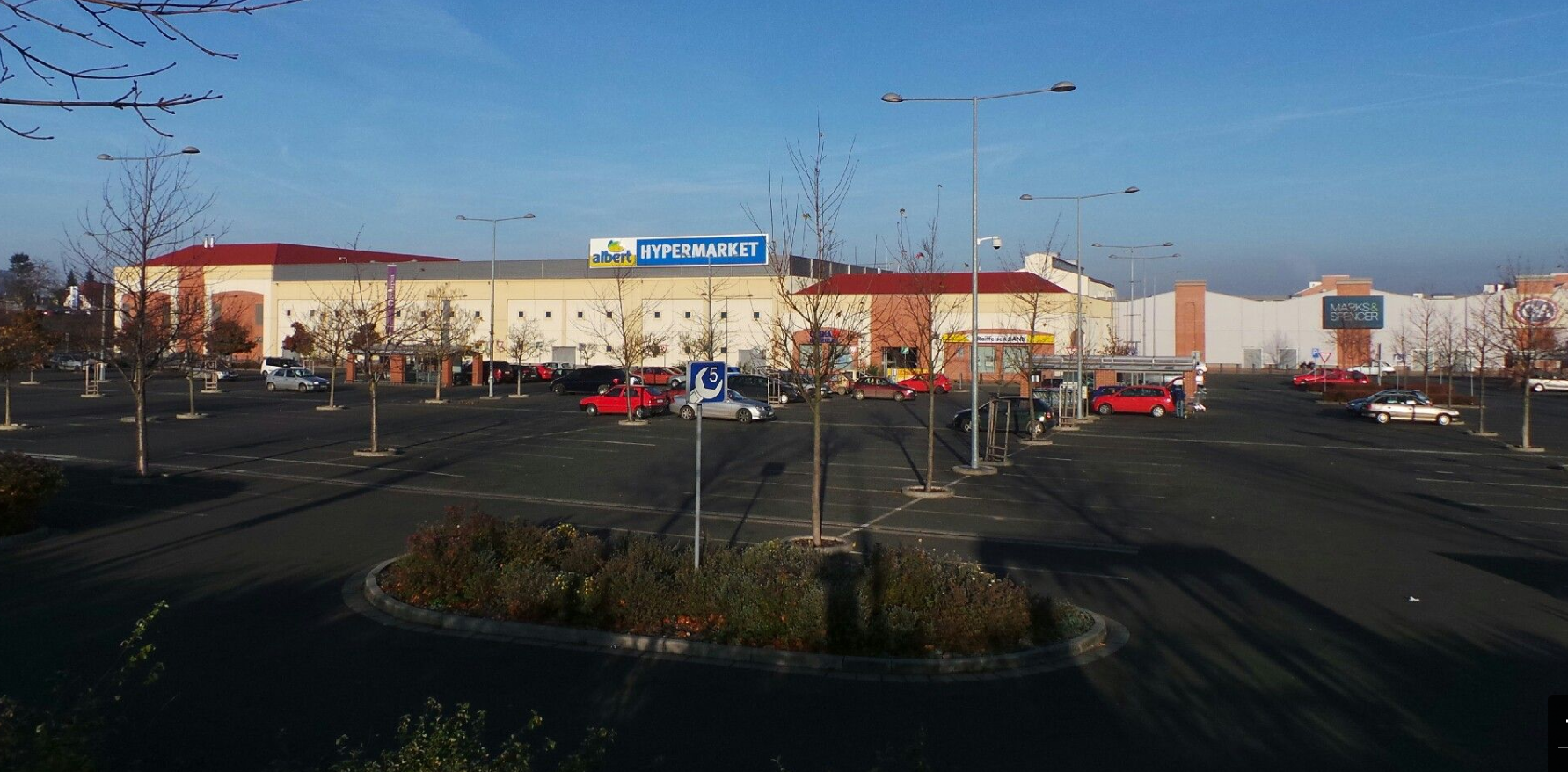 Albert Hypermarket Písecká ul., Plzeň 8