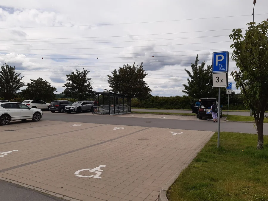 Parkoviště Chotíkov