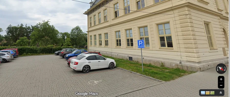 Parkoviště Školní ul., Bor