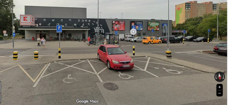 Parkoviště Jantárová cesta, Bratislava, Slovensko