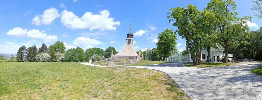 Památník Mohyla míru, Prace