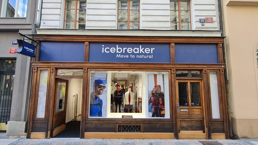 Icebreaker Jungmannova ul., Praha 1