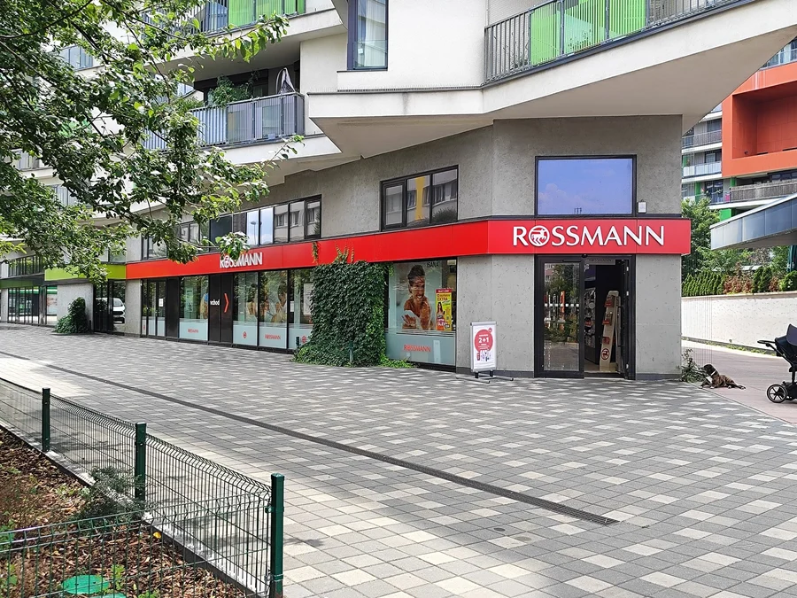Drogerie Rossmann, Počernická ul., Praha 10