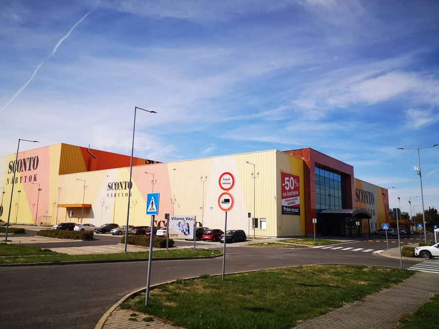 SCONTO nábytek Trnava, Slovensko