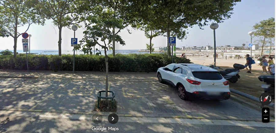 Parkoviště Nova Icaria beach, Barcelona, Španělsko