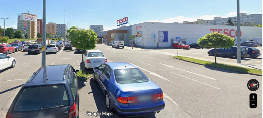 Tesco, Obvodová ul., Žilina, Slovensko