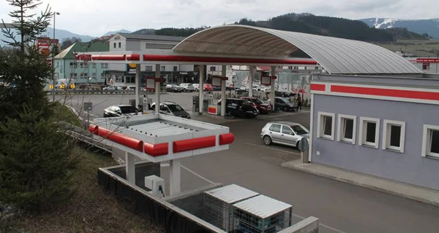 Voms Aleja Slobody, Dolný Kubín, Slovensko