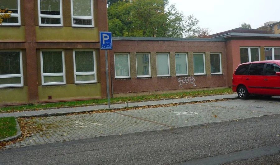 Vyhrazené parkoviště