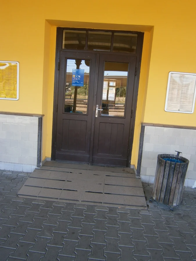 Vlakové nádraží