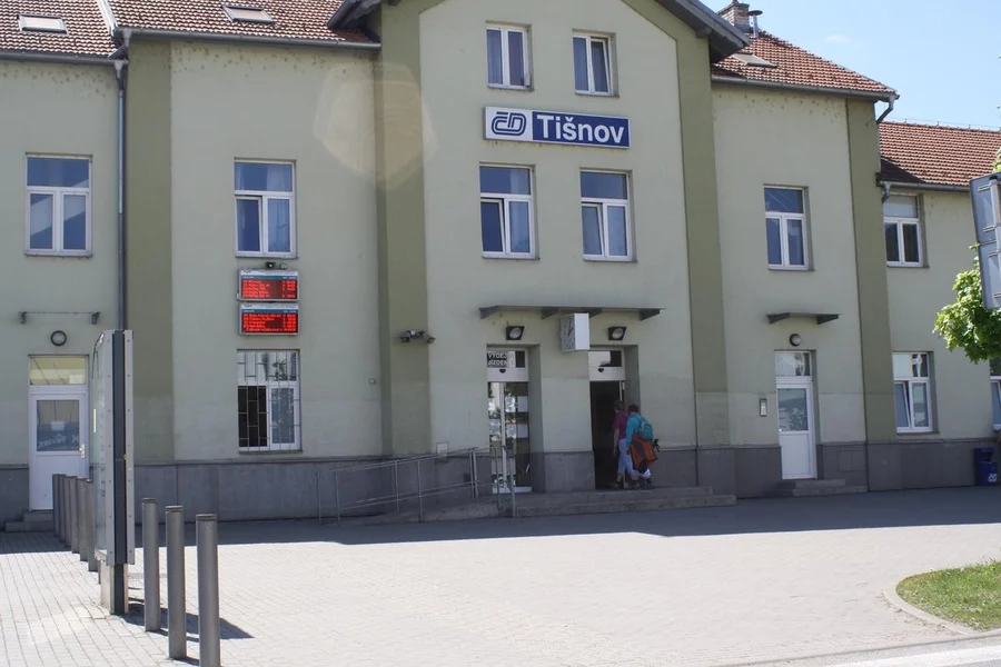 Vlakové nádraží