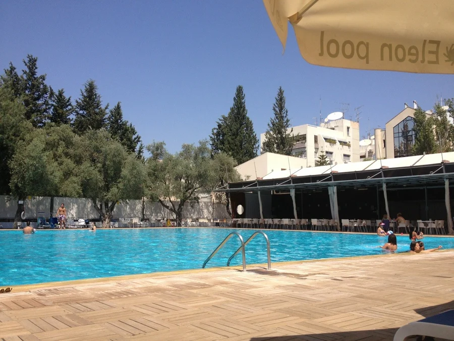 Eleon pool