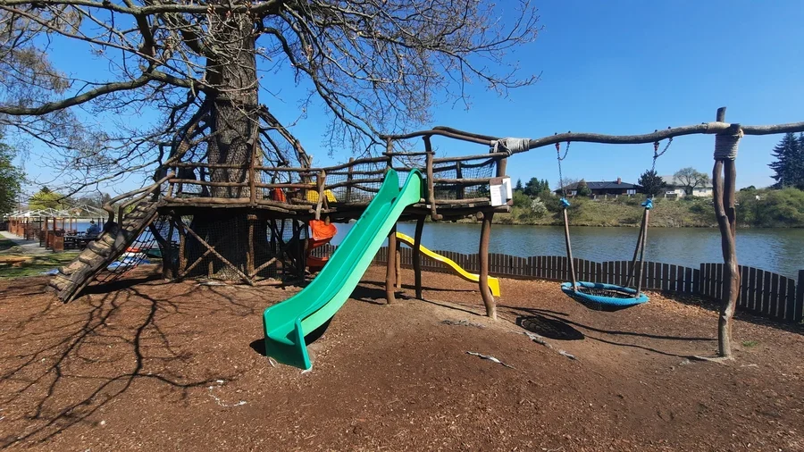 Šeberák Pond Playground