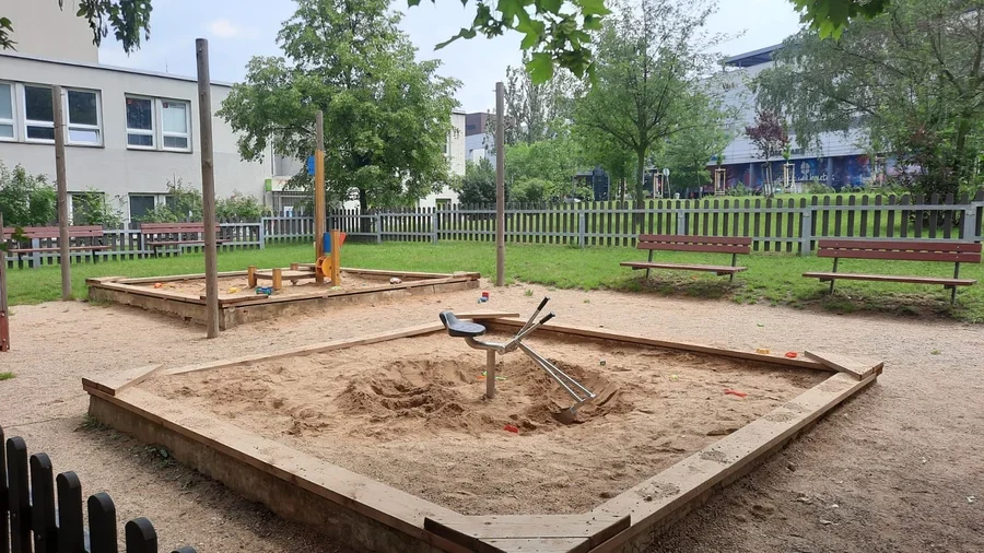 Hvězdova Street Playground