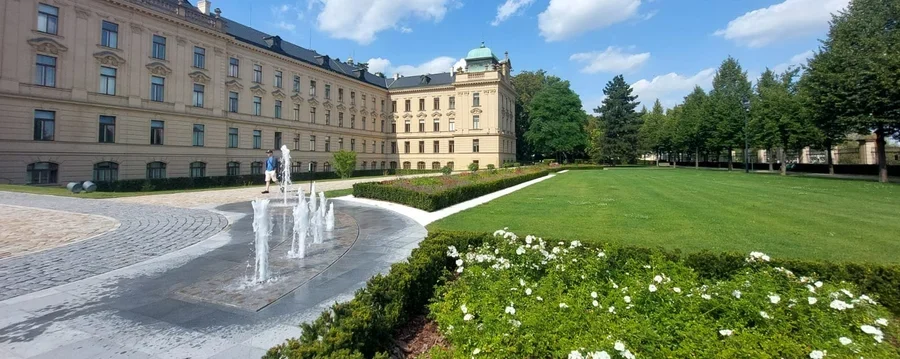 Straka Academy Garden Fountain
