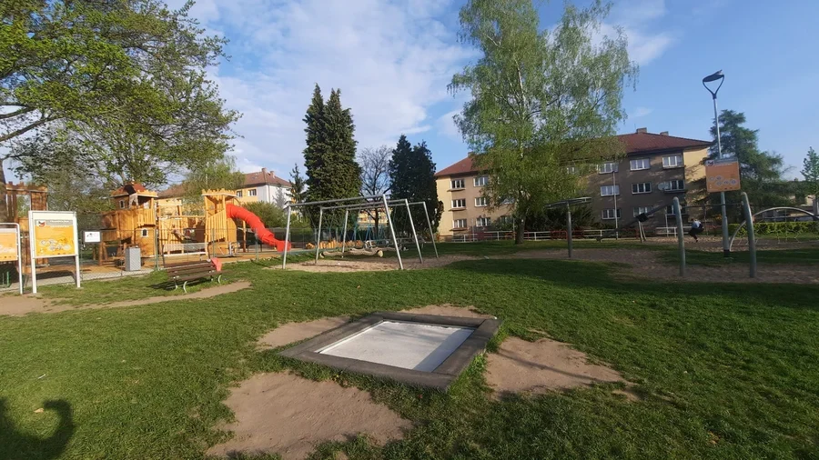 Jivanská Playground – Trampoline