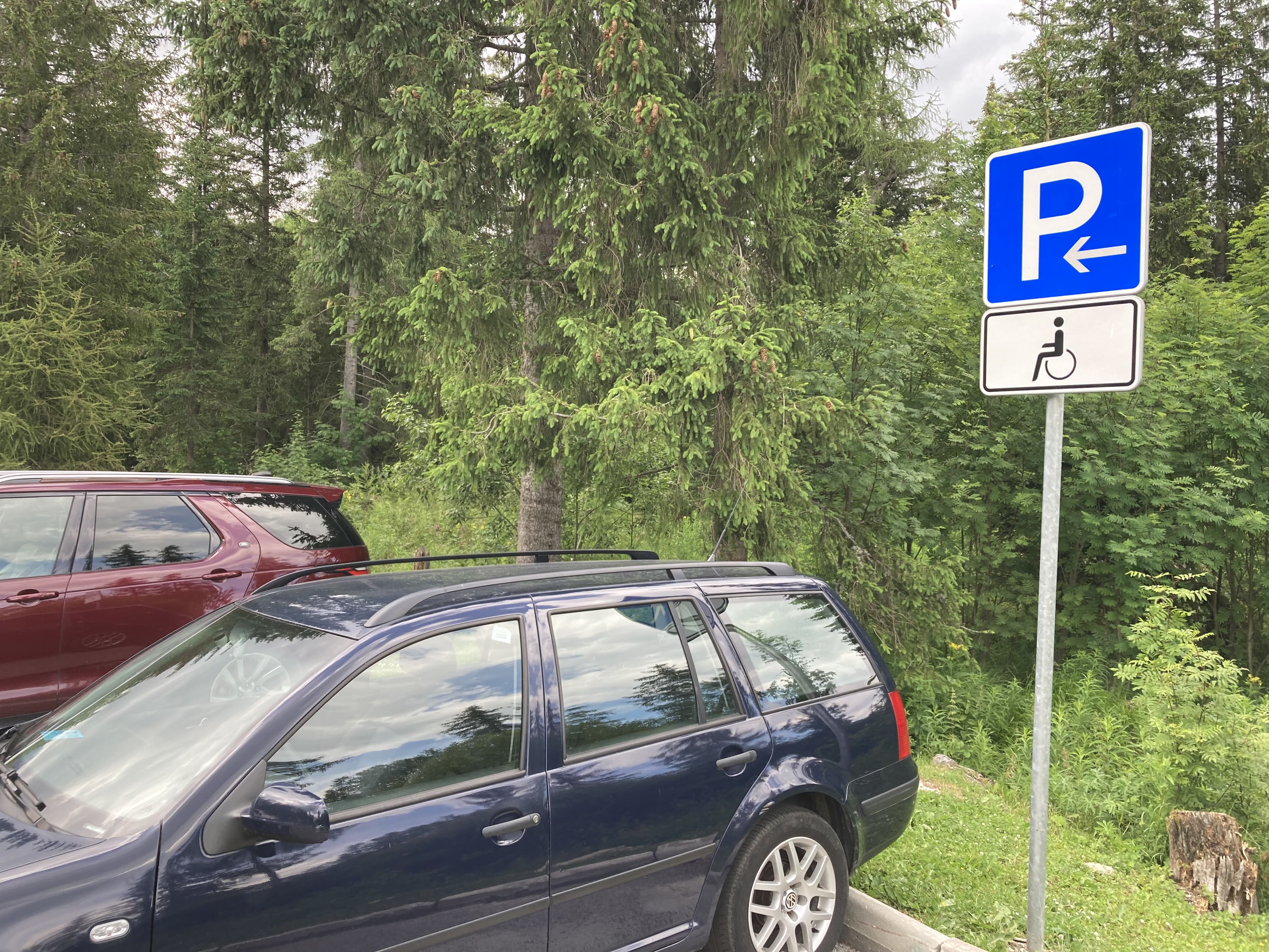 Parkovisko pri Štrbskom plese