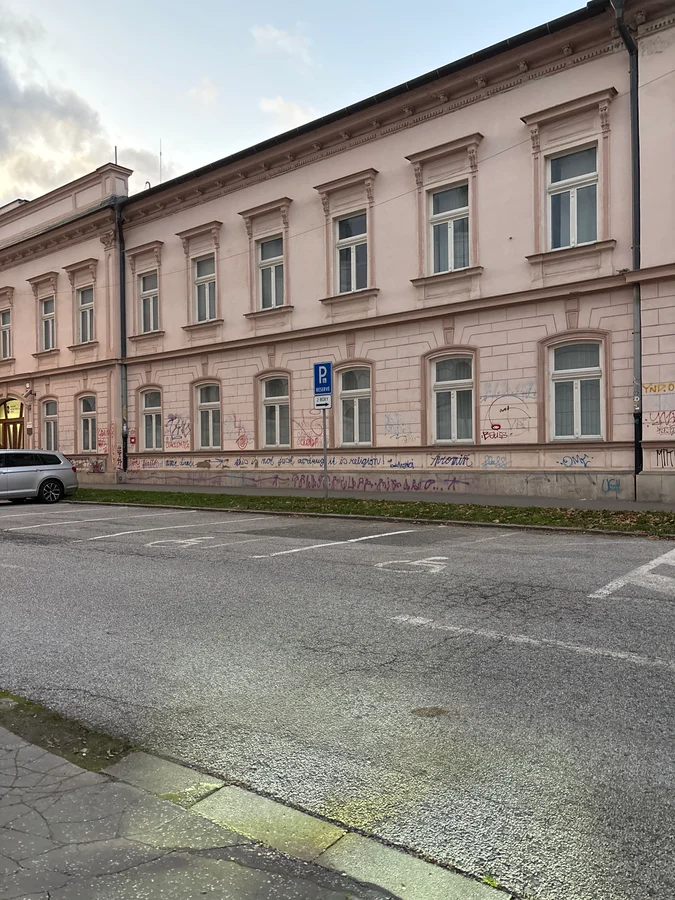 2x ZŤP parking 