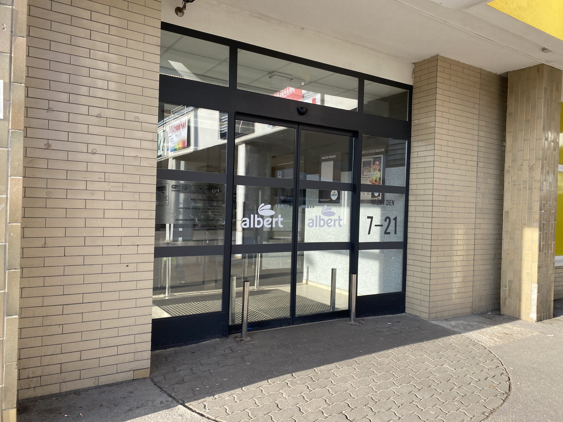 Albert supermarket