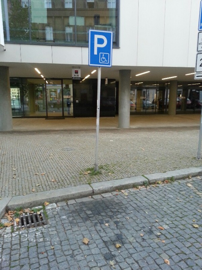 Vozičkárske parkovacie miesto