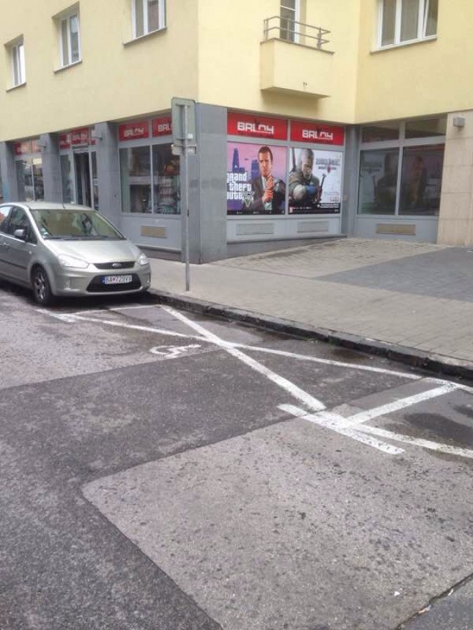 Vozičkárske parkovacie miesto