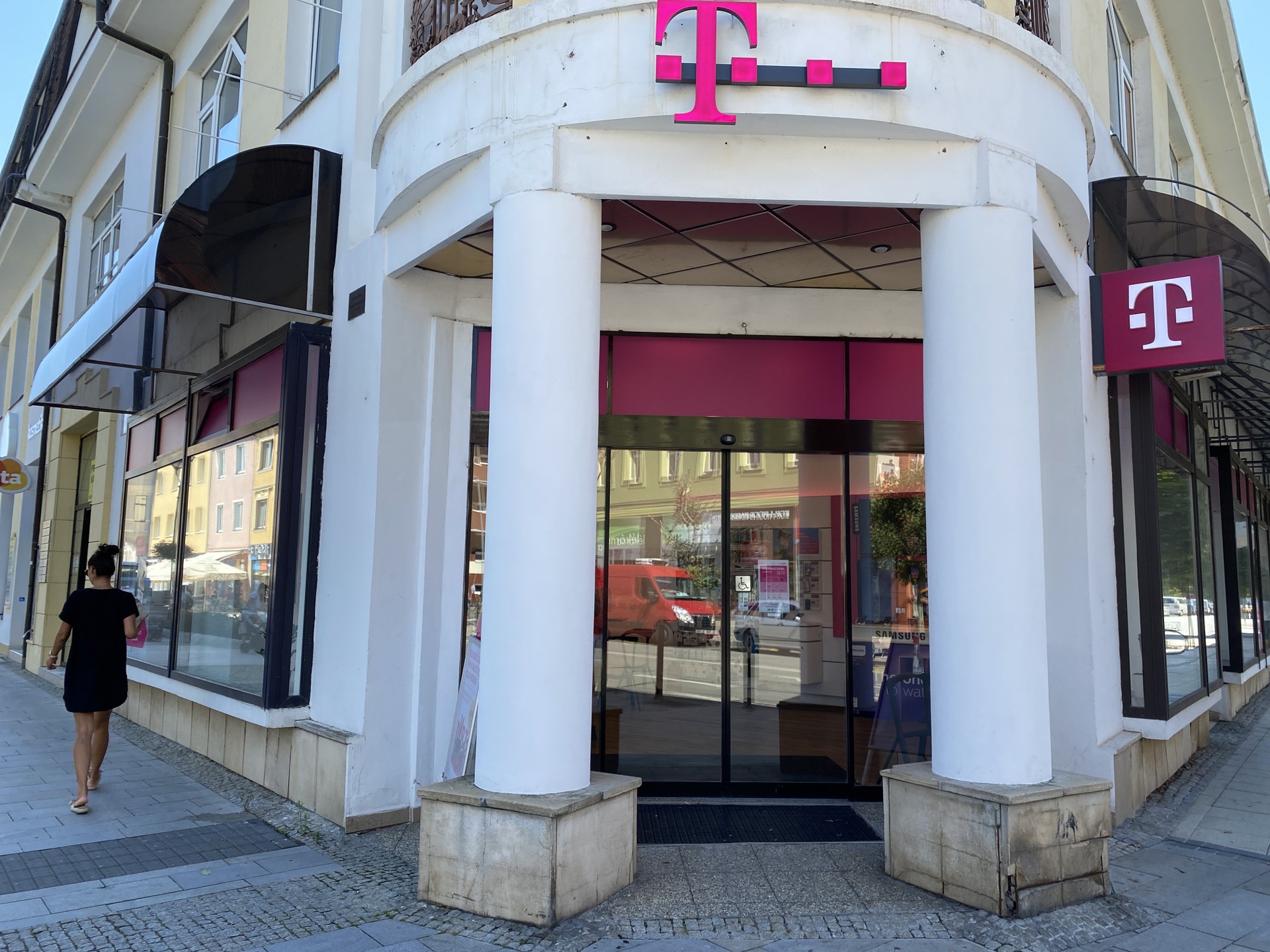 T-Mobile