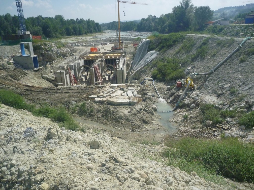 Výstavba elektrárny